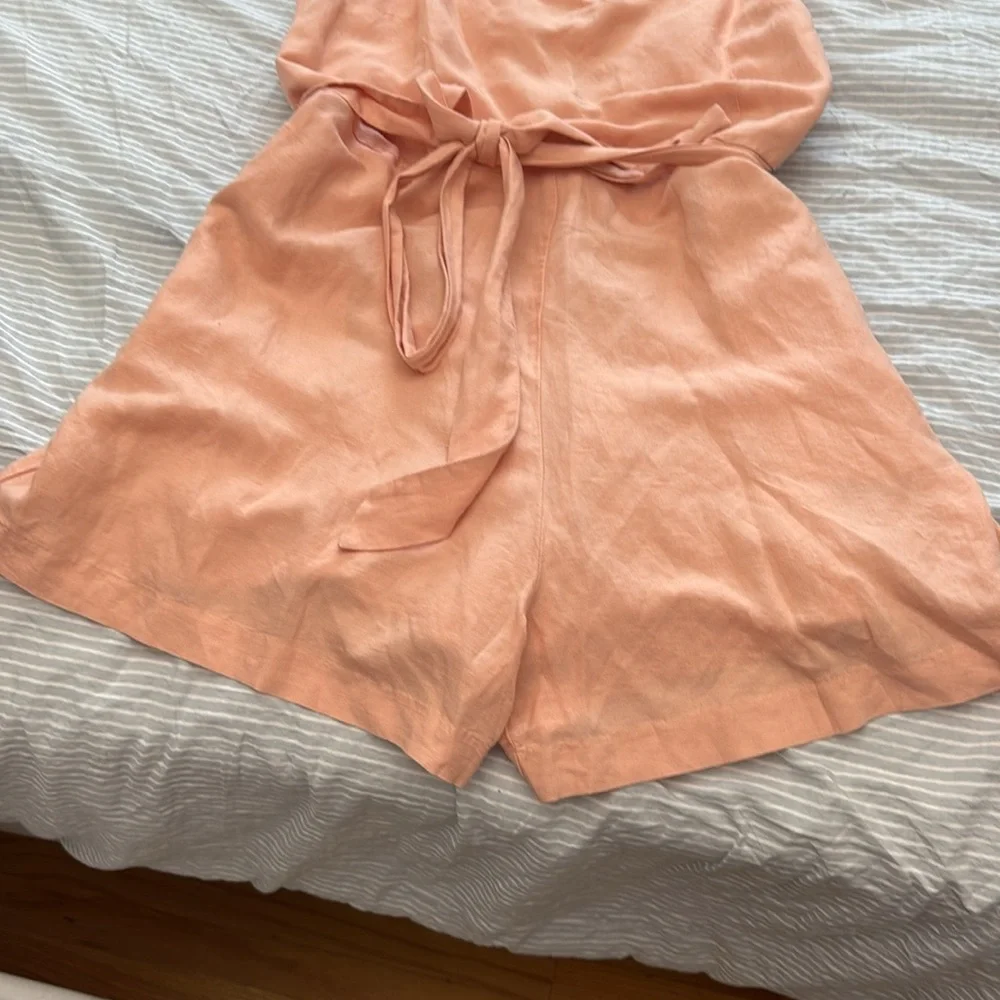 H&M peach color